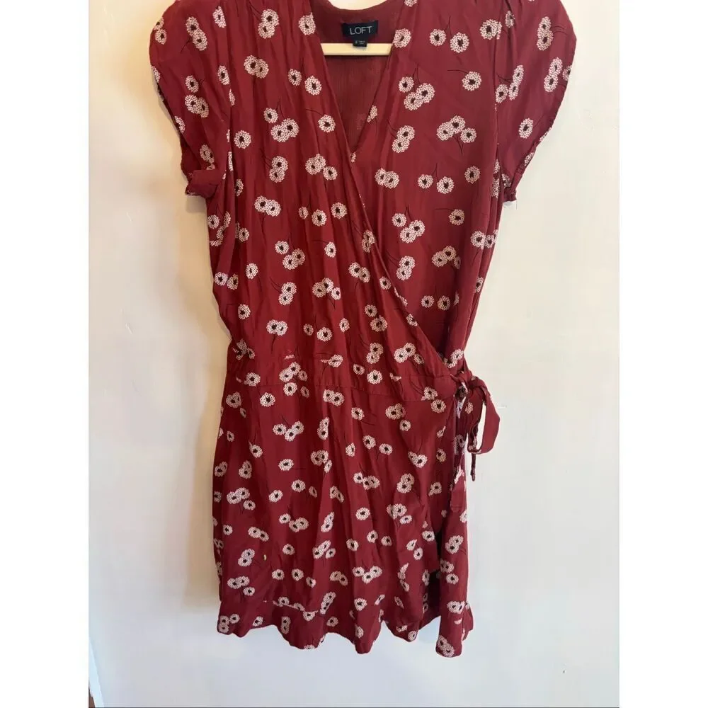 Loft Rust Red Floral Red Wrap Dress Skort Daisy Print Short Sleeve Romper Size 6